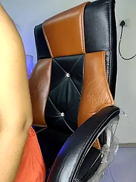 Snapshot of Black-Pearll chatting on March 5, 2025, 5:29 pm Black-Pearll online show from March 5, 2025, 5:29 pm