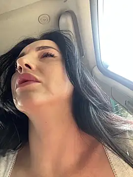 Roxana-Sexy online show from June 9, 2026, 4:57 am