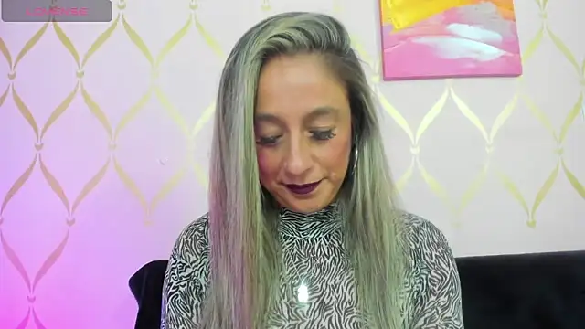 Snapshot of ladylians chatting on February 19, 2025, 1:18 am ladylians online show from February 19, 2025, 1:18 am