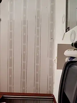 LaurenWelly  online show from March 14, 2025, 7:23 pm