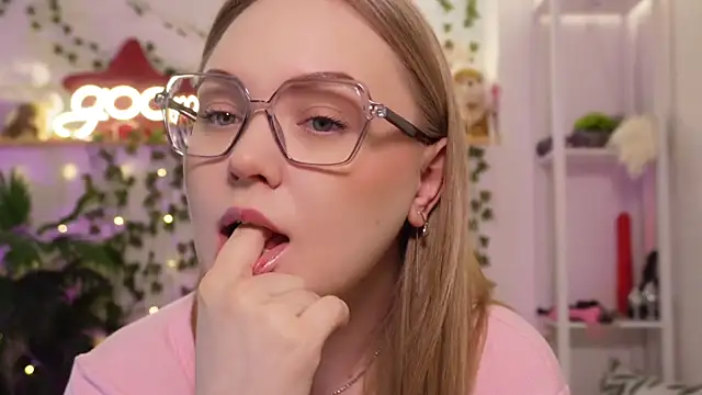 MonicaAsis online show from January 17, 2026, 5:38 pm