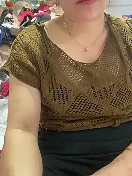 Snapshot of Cesywet chatting on September 22, 2025, 4:36 am Cesywet online show from September 22, 2025, 4:36 am