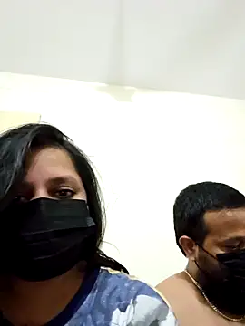Snapshot of punecouple6 chatting on October 3, 2025, 7:11 pm punecouple6 online show from October 3, 2025, 7:11 pm