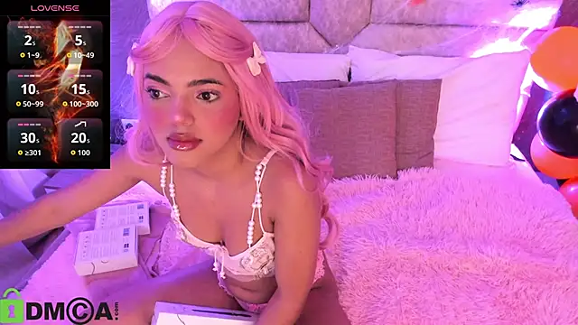 Cristal  adams online show from October 31, 2025, 12:28 pm