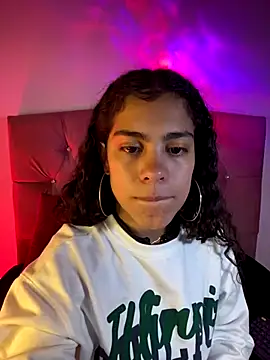 NINA 18 YEARS online show from September 24, 2025, 10:13 pm