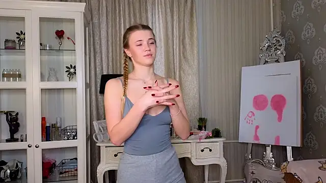 AnneFoxy online show from February 7, 2026, 7:34 am