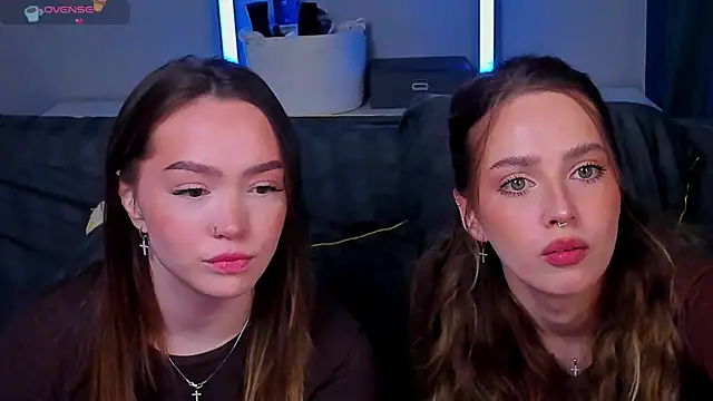 Evia r0se online show from April 17, 2026, 10:18 am