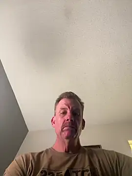 Snapshot of Firedad72FD chatting on December 28, 2024, 7:11 am Firedad72FD online show from December 28, 2024, 7:11 am