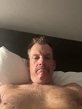 Snapshot of Firedad72FD chatting on December 31, 2024, 3:42 pm Firedad72FD online show from December 31, 2024, 3:42 pm