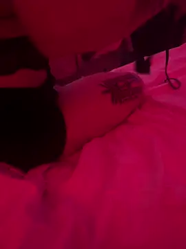 Snapshot of Firedad72FD chatting on January 21, 2025, 6:55 pm Firedad72FD online show from January 21, 2025, 6:55 pm