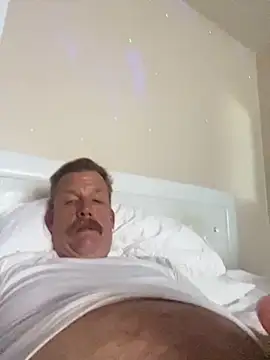 Snapshot of Firedad72FD chatting on September 15, 2025, 8:03 am Firedad72FD online show from September 15, 2025, 8:03 am