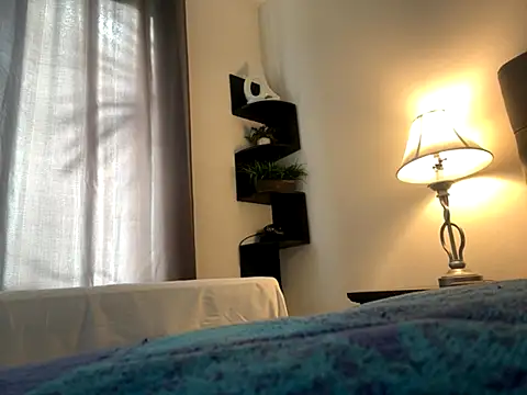 Snapshot of Firedad72FD chatting on October 19, 2025, 5:46 pm Firedad72FD online show from October 19, 2025, 5:46 pm