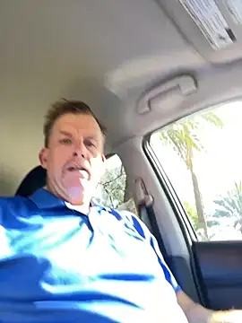 Snapshot of Firedad72FD chatting on October 31, 2025, 8:54 pm Firedad72FD online show from October 31, 2025, 8:54 pm