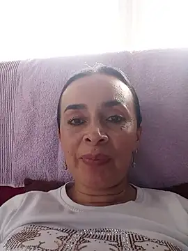 Samantha Sullivan  online show from May 29, 2026, 8:18 pm