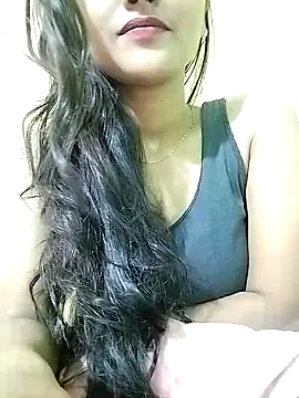 MISSQUEEN48 online show from February 13, 2025, 12:11 pm