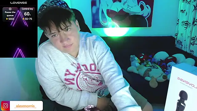 Snapshot of _AlexMorris chatting on January 7, 2025, 12:45 am  AlexMorris online show from January 7, 2025, 12:45 am