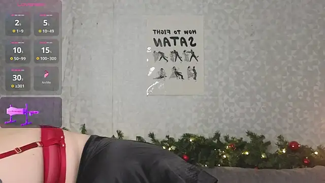 Snapshot of Kira_Citro chatting on December 31, 2024, 2:51 am Kira Citro online show from December 31, 2024, 2:51 am