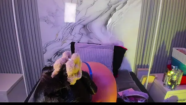 venusowen  online show from February 28, 2026, 2:18 pm