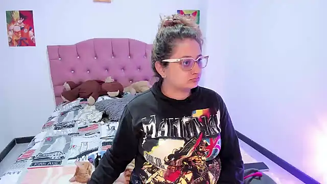 AnnieBigBoobs online show from October 25, 2025, 3:58 am