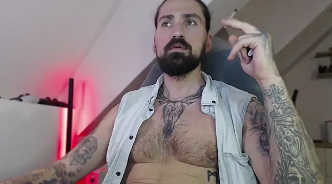 MateoHunk online show from January 24, 2025, 8:54 pm