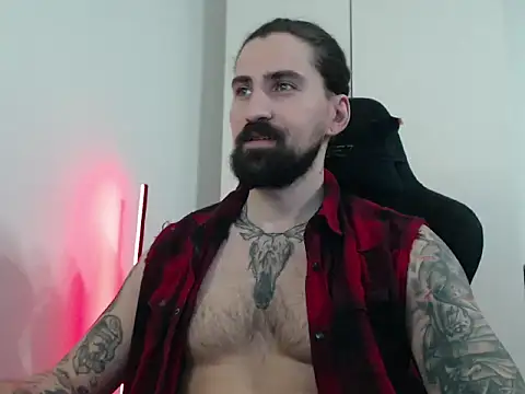 MateoHunk online show from February 3, 2026, 2:44 pm