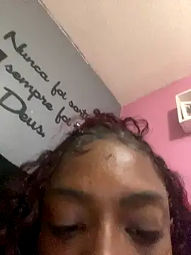 pretinhanovinha online show from October 13, 2025, 6:13 am