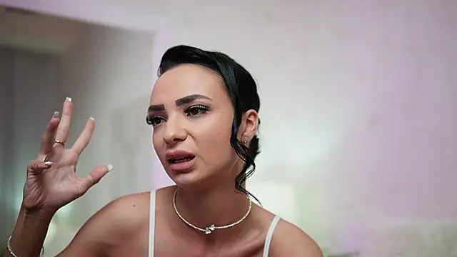 MaraJolie online show from February 1, 2025, 3:41 am