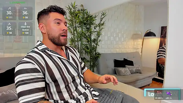  dreammr1  online show from January 23, 2025, 10:54 pm