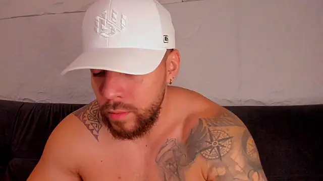  dreammr1  online show from October 15, 2025, 3:12 pm