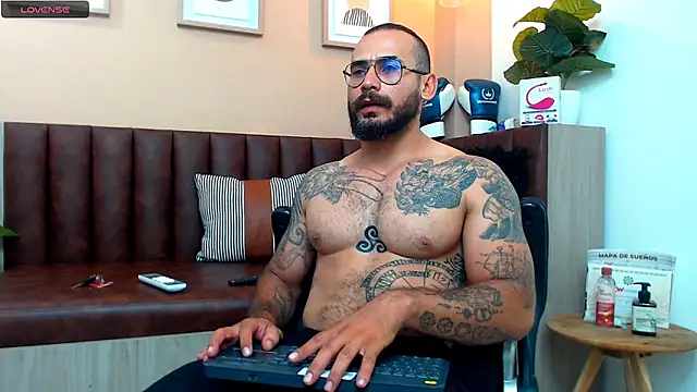 hanz col online show from March 15, 2025, 7:09 am