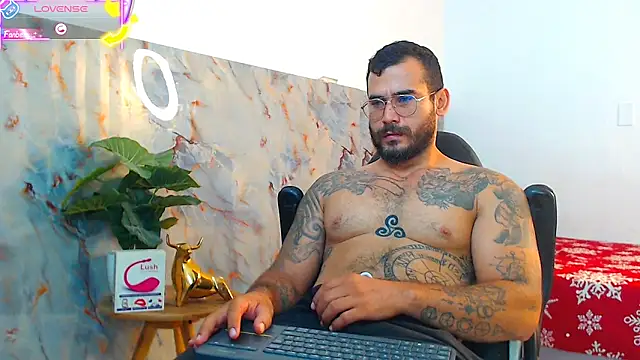 hanz col online show from October 3, 2025, 11:29 am