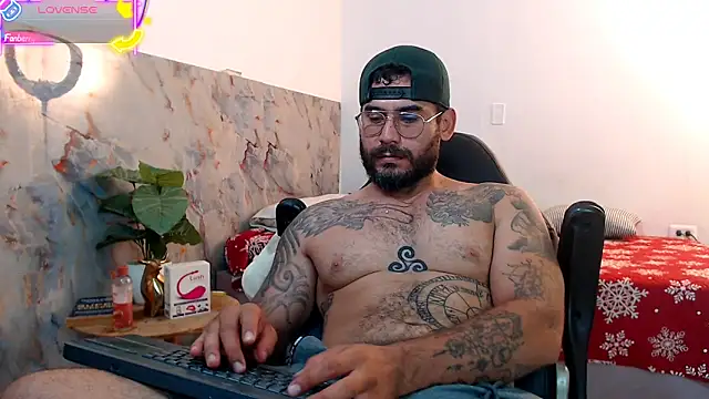 hanz col online show from October 11, 2025, 9:24 pm