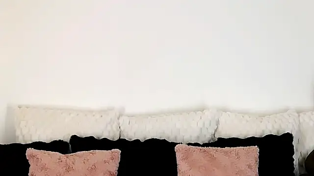 Aly girl1 online show from January 16, 2026, 1:15 pm