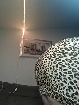 Genoveva73sexy online show from March 8, 2025, 4:39 pm