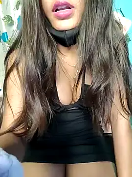 Reena Singh53 online show from March 17, 2025, 5:27 pm