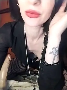 dahlia 82 online show from February 20, 2026, 9:26 pm