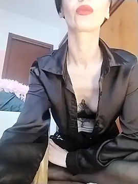 dahlia 82 online show from April 14, 2026, 9:48 am