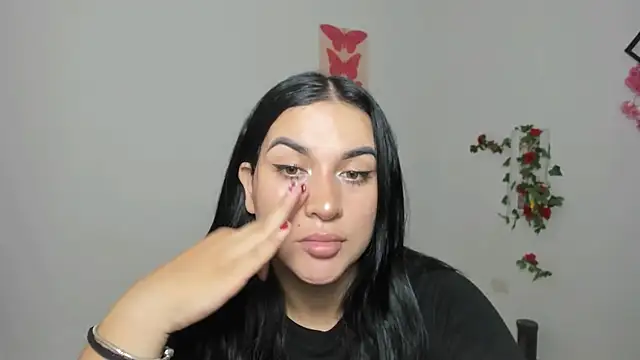 Emic  online show from October 1, 2025, 4:57 pm