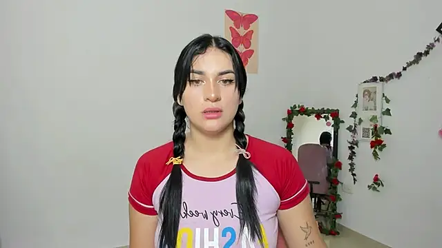 Emic  online show from November 20, 2025, 2:50 pm