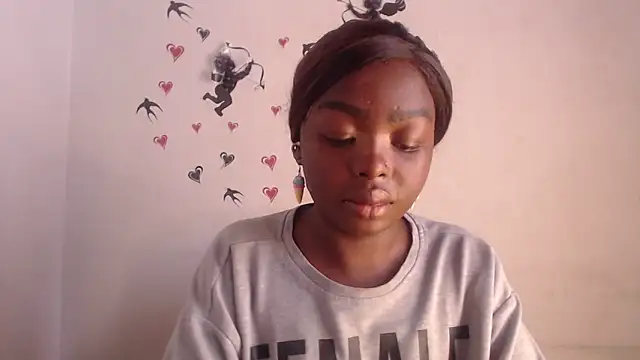  Zooee online show from June 10, 2026, 4:39 pm