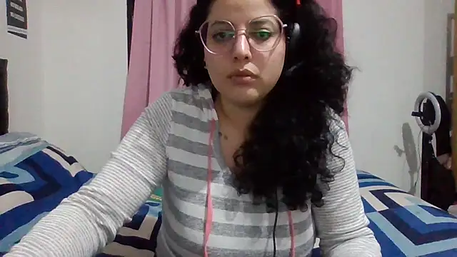 babyluna939 online show from April 21, 2026, 1:42 am