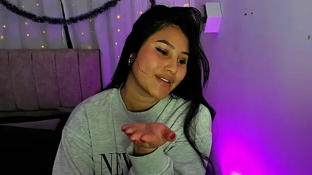 Little Ivy online show from January 2, 2025, 7:07 pm