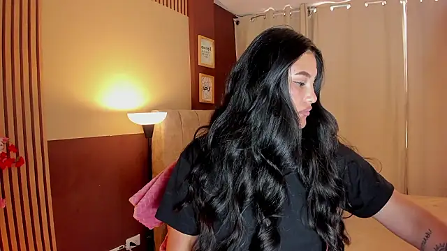 Little Ivy online show from March 17, 2026, 7:17 pm