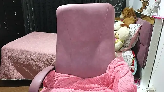 scarletteowens online show from February 17, 2025, 11:53 pm