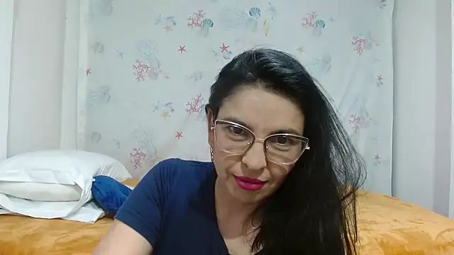 anybellucci43 online show from March 8, 2025, 4:01 am