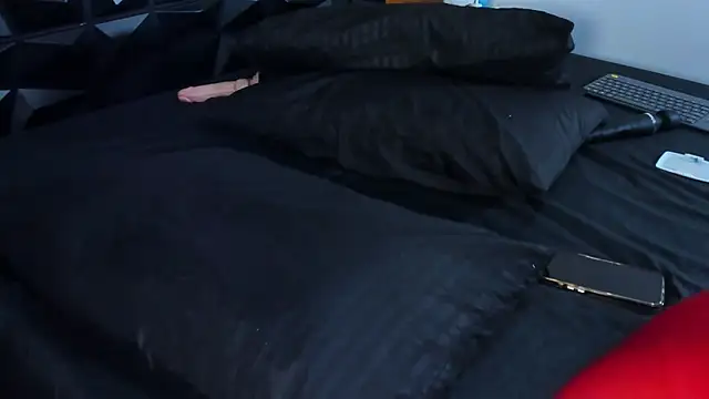 Wendy Marchall online show from February 7, 2025, 7:27 pm