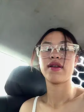 celesteguz online show from April 8, 2026, 1:11 pm