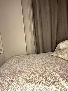 mmbaliii online show from February 14, 2025, 9:32 pm