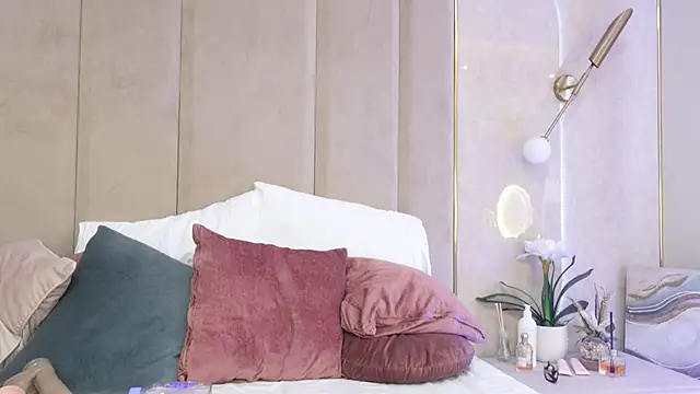 Denise Taylor online show from January 1, 2025, 6:16 pm