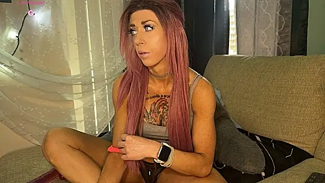 VeronicaRonnieTaylor online show from September 17, 2025, 5:03 pm